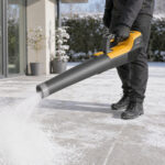 07-stiga-bl-500e-fresh-snow-cleaning-1000x1000
